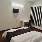 Royal Palm Hospitality Services 3