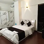 Royal Palm Hospitality Services 3